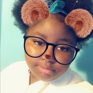 Meet your Posher, Easada